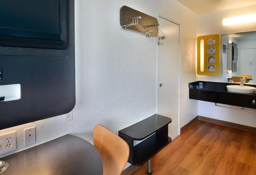 חדר דלוקס, Motel 6galveston, Tx