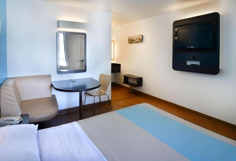 חדר סטנדרט מותאם לאדם עם מוגבלויות, Motel 6galveston, Tx