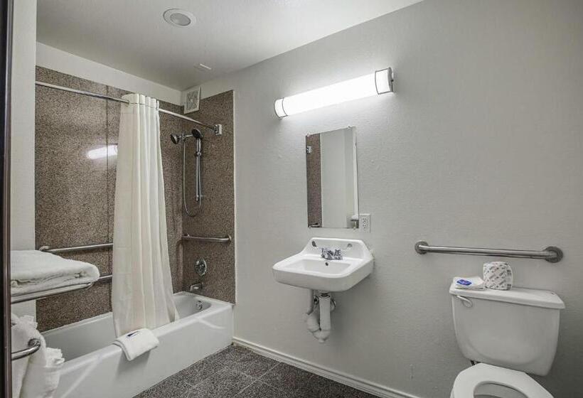 Номер Стандарт Адаптированный для Инвалидов, Motel 6 Pasadena, Tx