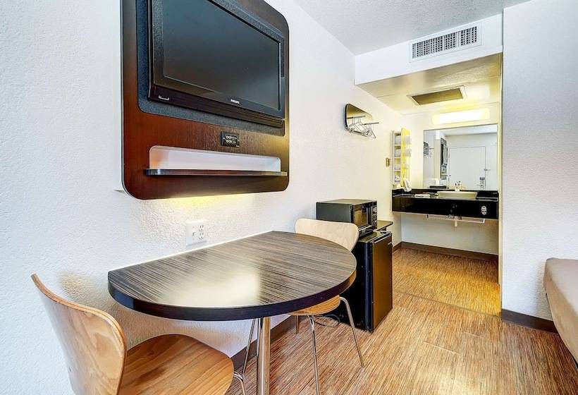 스탠다드 룸 더블 침대 2개, Park Inn By Radisson, Thornton
