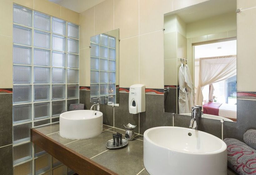 اتاق سوپریور, Relais Des Plateaux & Spa– Ivato International Airport