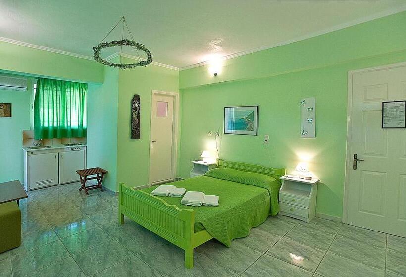 إستوديو قياسى مطلة على الجبل, Villa Magemenou