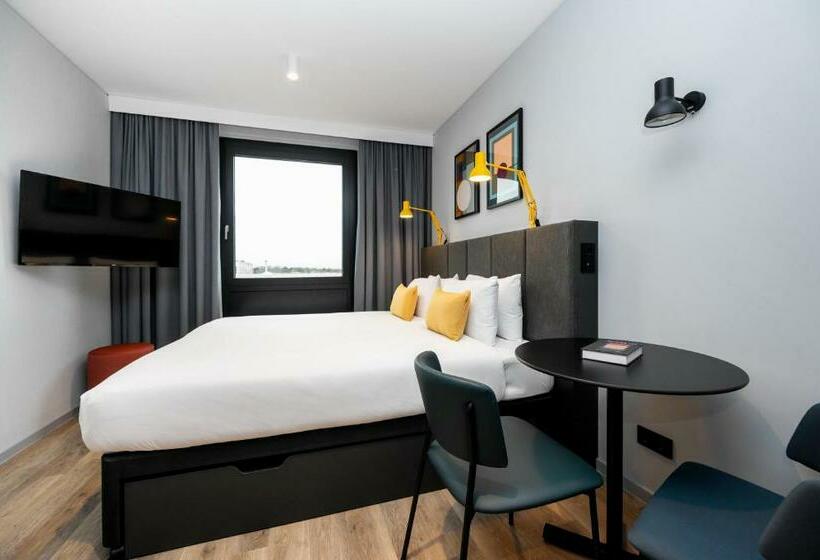 Студия Стандарт, Staycity Aparthotels Frankfurt Airport