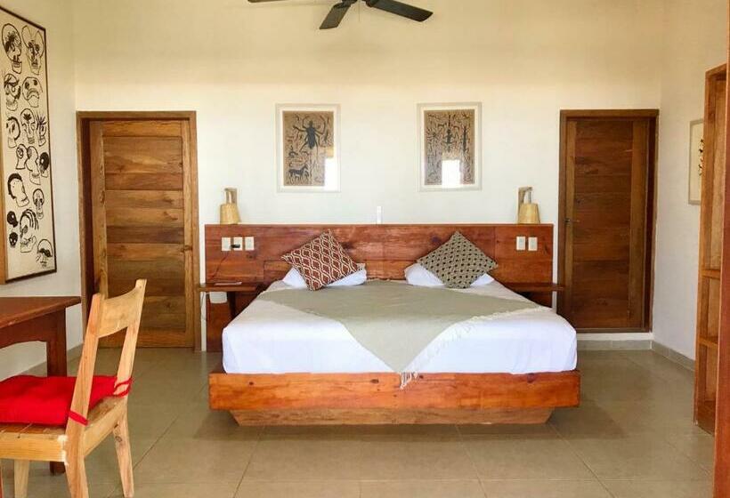 اتاق لوکس با تخت بزرگ, Casa Torito Mermejita