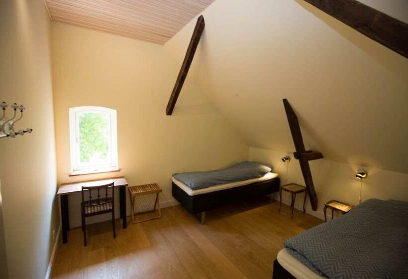 Номер Стандарт Совместная Ванная, Avalonbnb