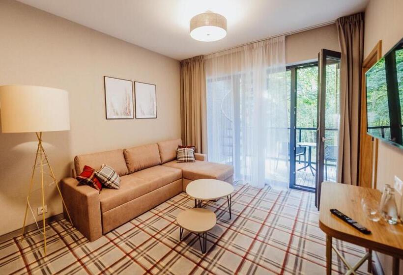Apartamento 1 Dormitório com Terraço, Green Adults