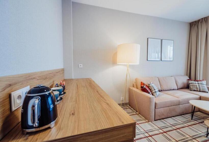 Appartement 1 Chambre avec Terrasse, Green Adults