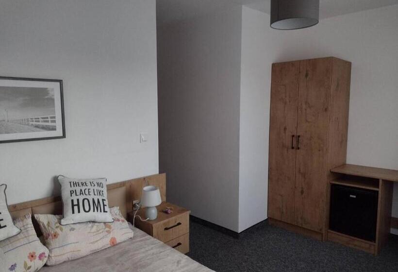 Quarto Basic, Dom Gościnny Krystyna
