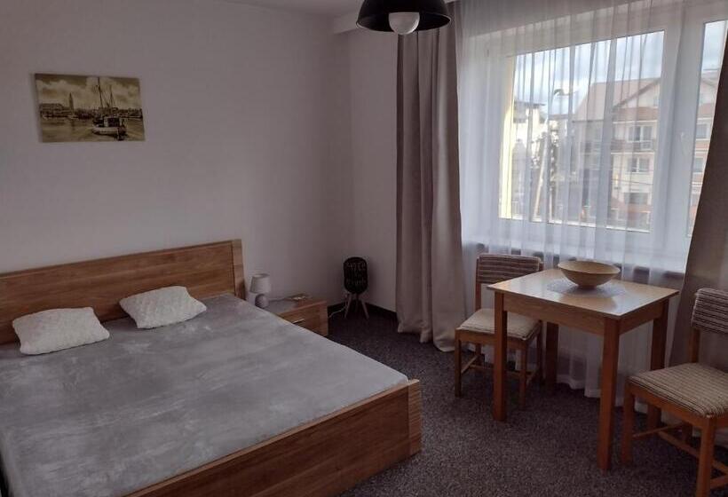 Quarto Estandar, Dom Gościnny Krystyna
