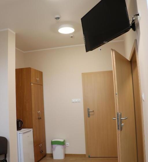 اتاق استاندارد یک نفره, Dom Studenta Pans   Akademik, Hostel