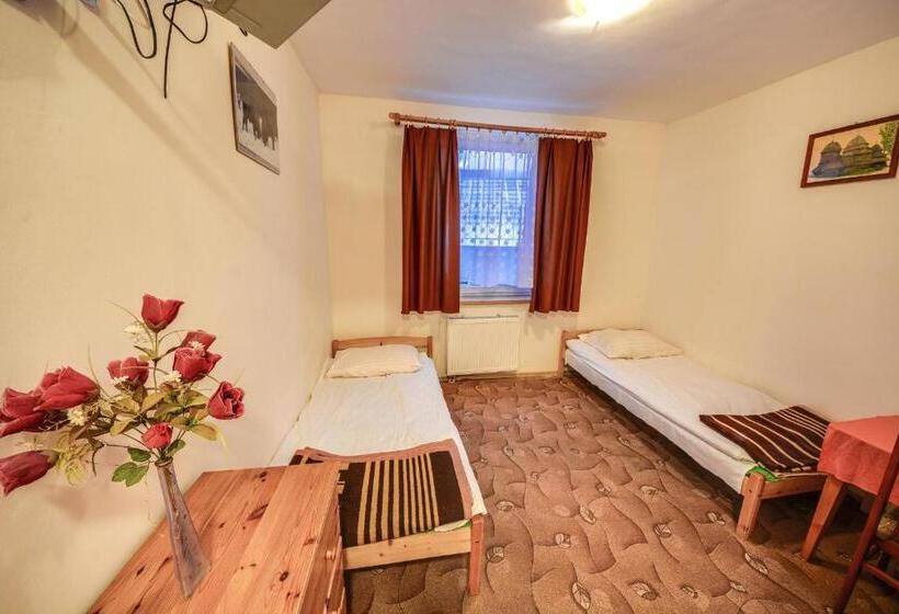 اتاق استاندارد, Gościniec Strwiąż