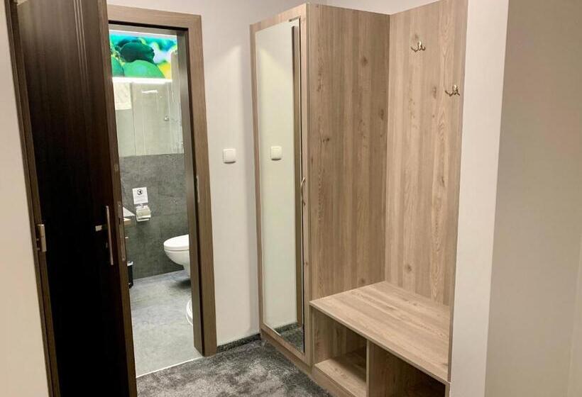 四人高级间, Apartamenty Elitmat