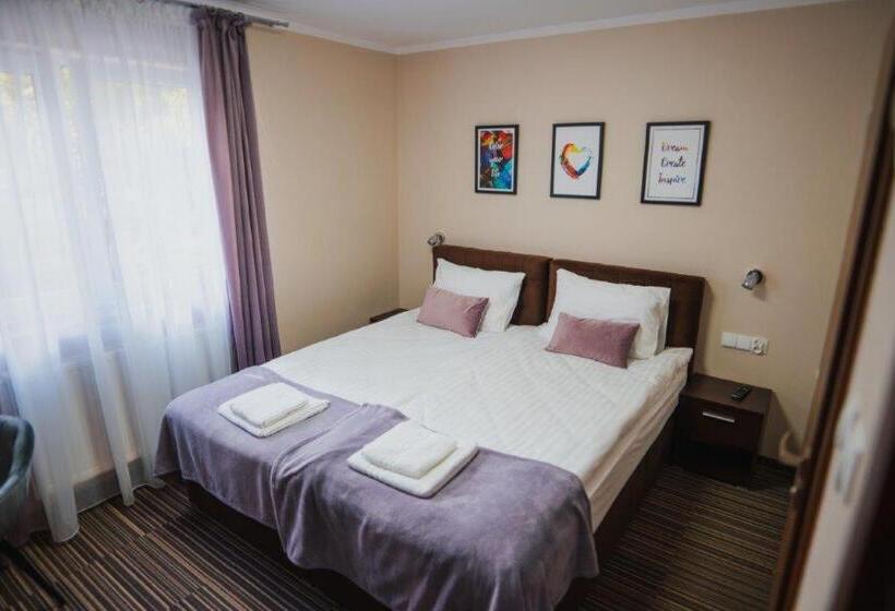 اتاق استاندارد چهار تخته, Villa Paula