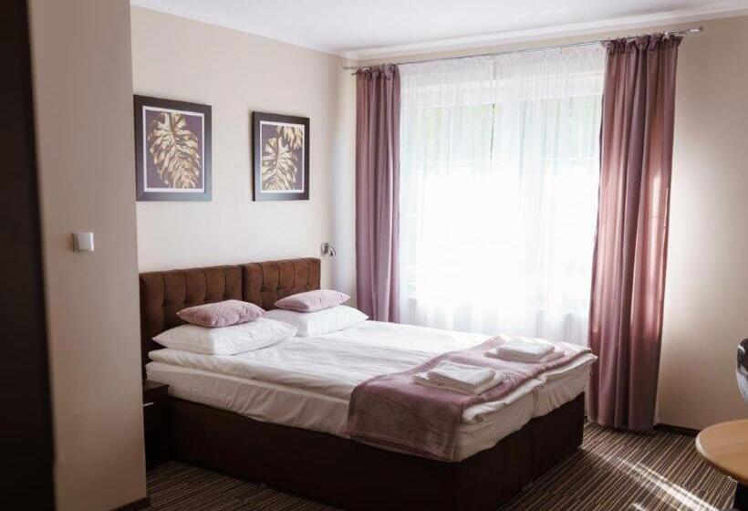 اتاق استاندارد چهار تخته, Villa Paula