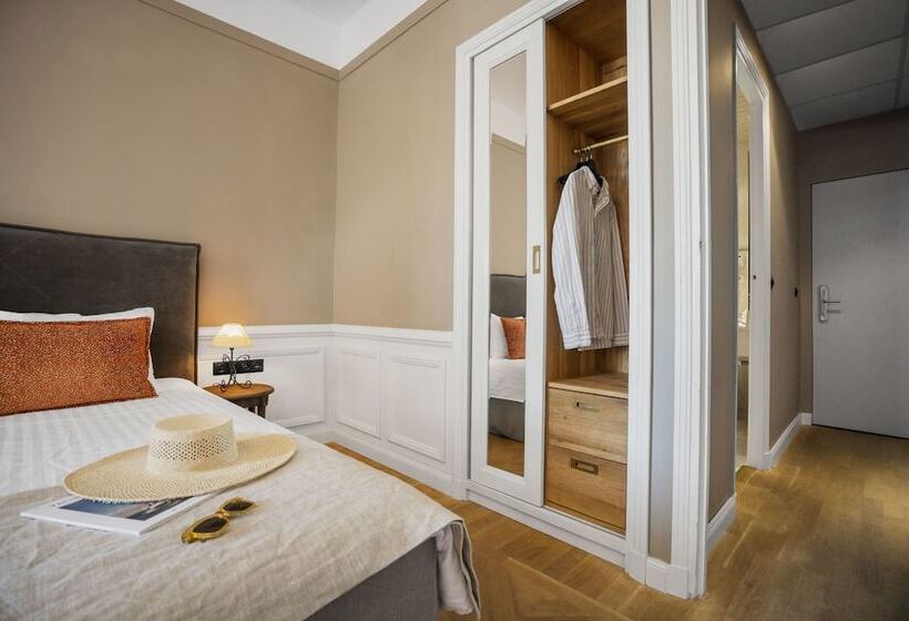 Номер Стандарт, Langley Resort Napoléon Bonaparte
