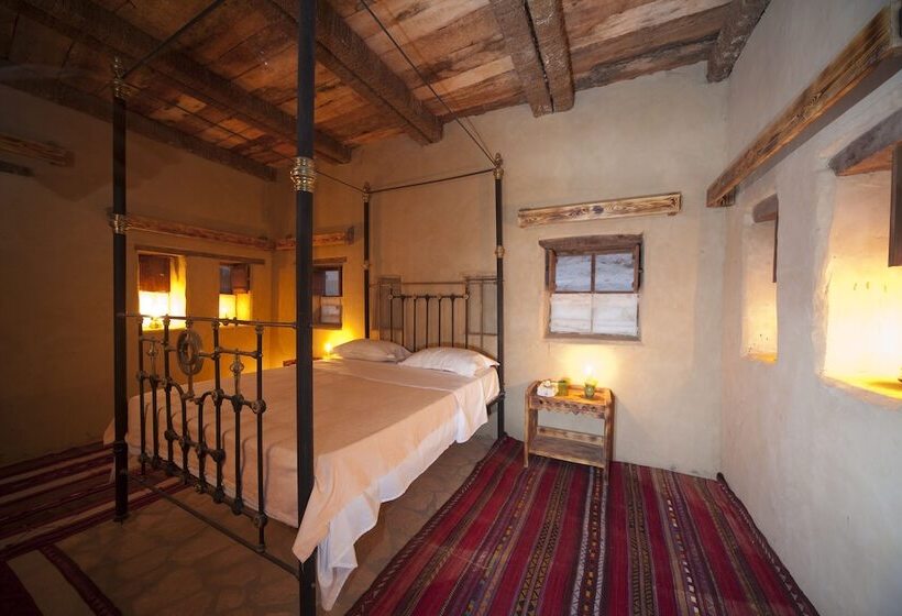 کلبه ییلاقی, Taziry Ecolodge & Sustainable Village