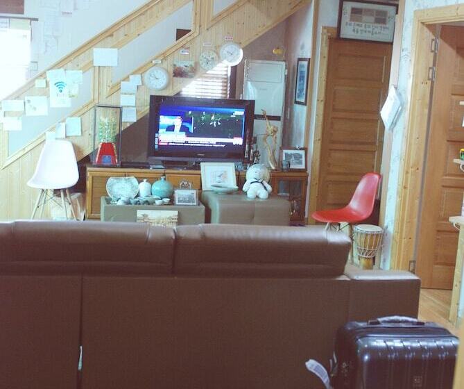 Номер Стандарт, Gyeongju Tavo Guesthouse