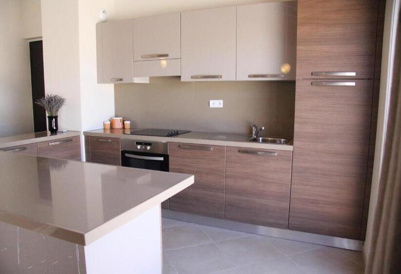 آپارتمان لوکس 2 خوابه, Residence Salina Bay