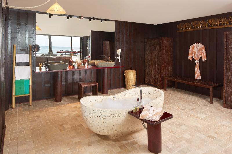 Люкс Deluxe Вид на Море, Kupu Kupu Phangan Beach Villas & Spa