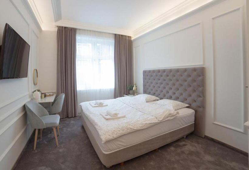 Номер Deluxe, Boleslav Home De Luxe
