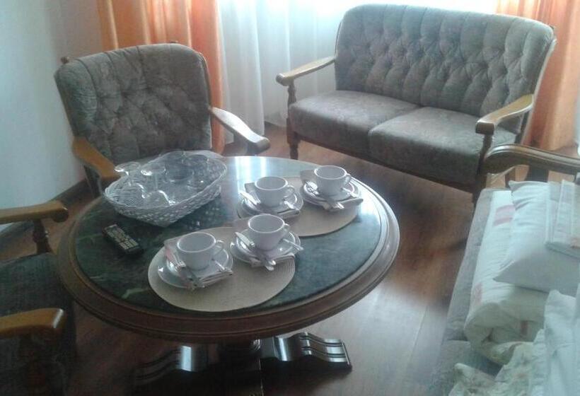 Студио Стандарт с Балконом, Pokoje U Pitera