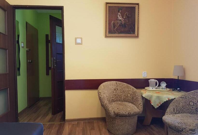 اتاق استاندارد با بالکن, Dom Wczasowy Przy Skałkach