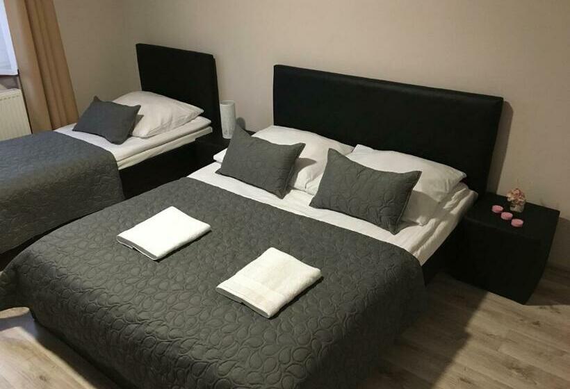 اتاق لوکس, Good Night Noclegi I Strefa Relaksu Dla Dorosłych