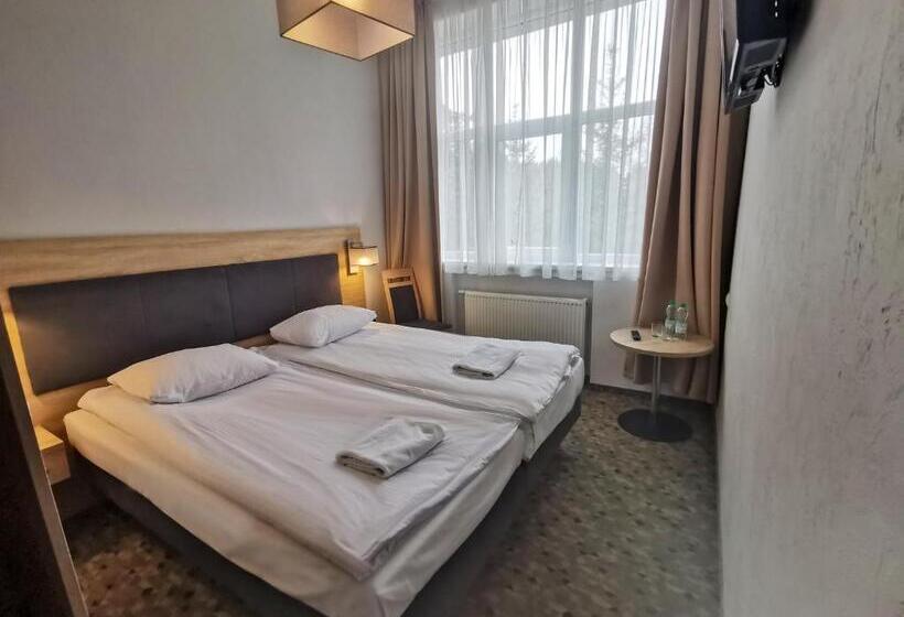 Номер Стандарт, Centrum Trzy Jeziora Wieleń