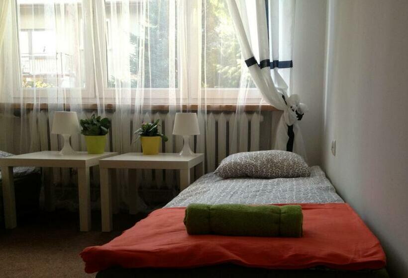 اتاق استاندارد, Place4us