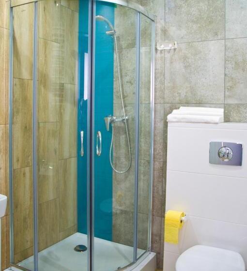 غرفة ديلوكس رباعية, Hostel Filip 2