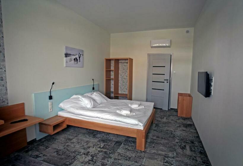 Номер Стандарт, Motelik Grosar Gorlice