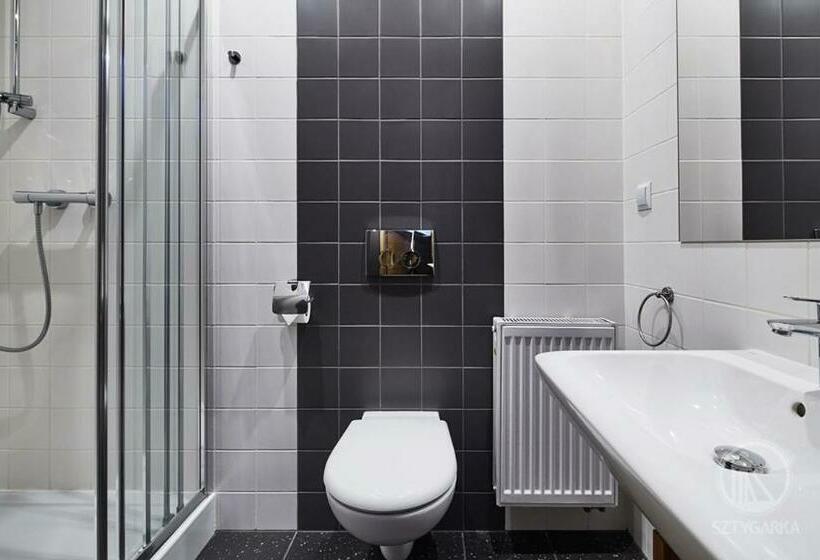 اتاق استاندارد, Sztygarka. Pensjonat Pod Wieżą Katowice Chorzów