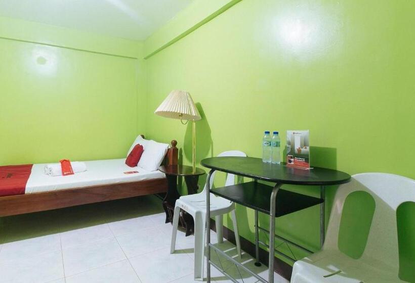 Номер Стандарт, Reddoorz Plus Near Municipality Of Luisiana Laguna