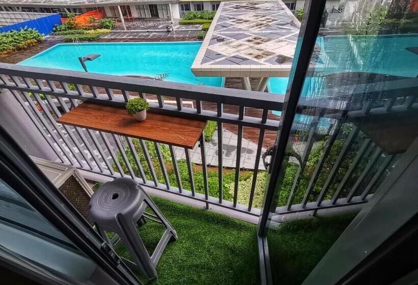 발코니가 있는 스위트, Stylish Condo Hotel Style At Fame Residences Mandaluyong