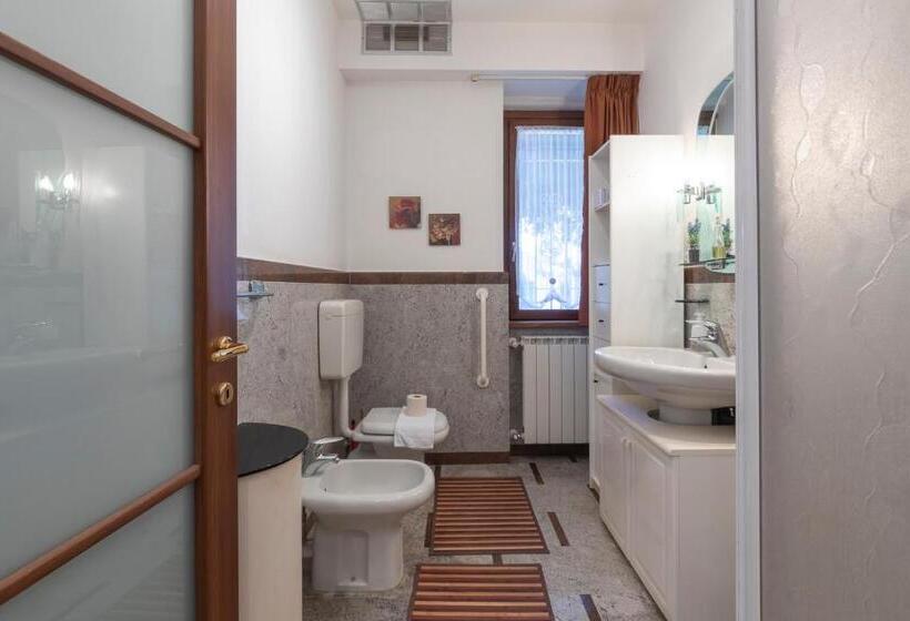 اتاق استاندارد یک نفره, Casa Stella Malpensa