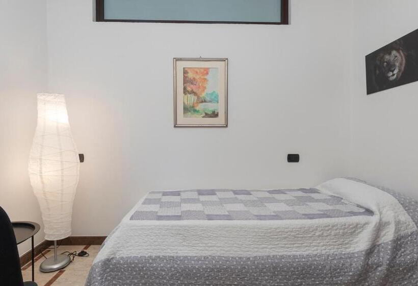 اتاق استاندارد یک نفره, Casa Stella Malpensa