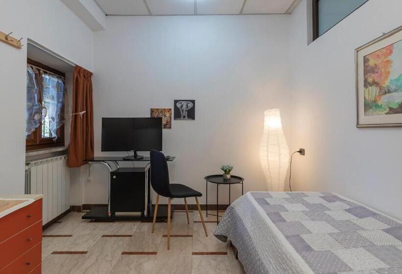 اتاق استاندارد یک نفره, Casa Stella Malpensa