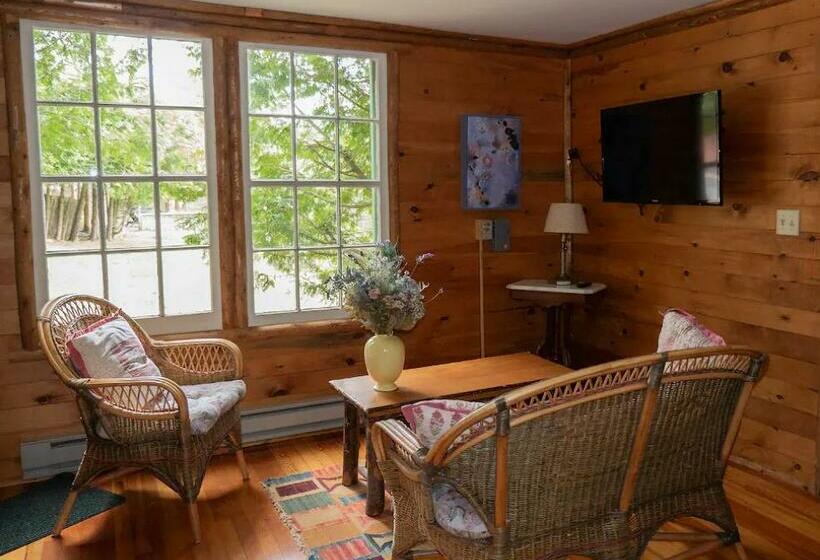 Номер Стандарт, Adirondack Cottage Retreat
