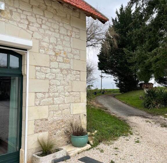Дом 1 Спальня, Le Relais, La Dormance, Le Bois Dormant