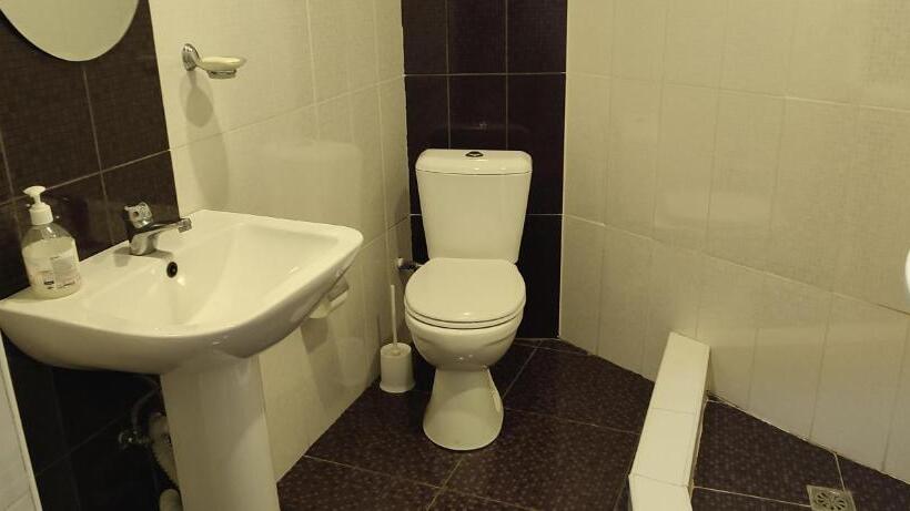 اتاق استاندارد سه نفره, Sweet Home Hotel Meghri