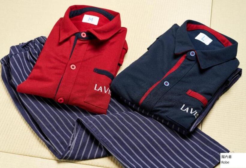 اتاق استاندارد چهار تخته, La Vista Hakodate Bay Annex