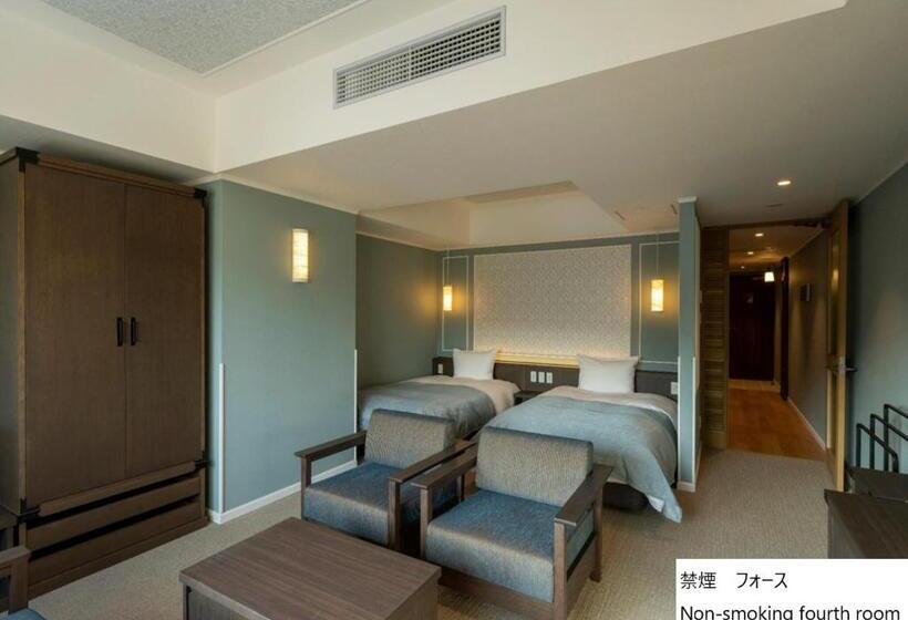 اتاق استاندارد چهار تخته, La Vista Hakodate Bay Annex