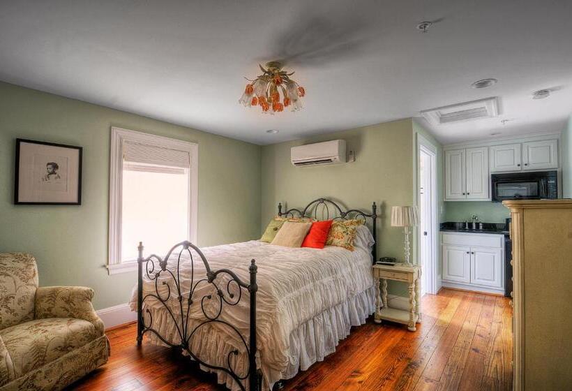 Номер Стандарт, Fort Conde Inn   Mobile