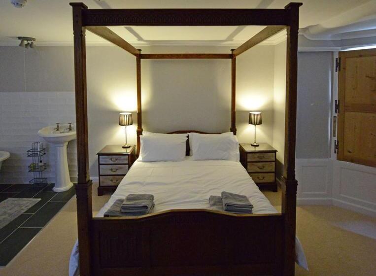 Апартаменты Deluxe 1 Спальня, Rounceval House