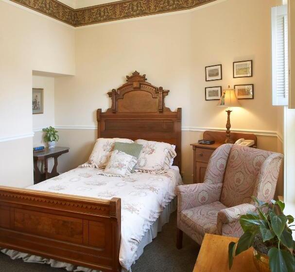 Номер Superior, Washington House Inn