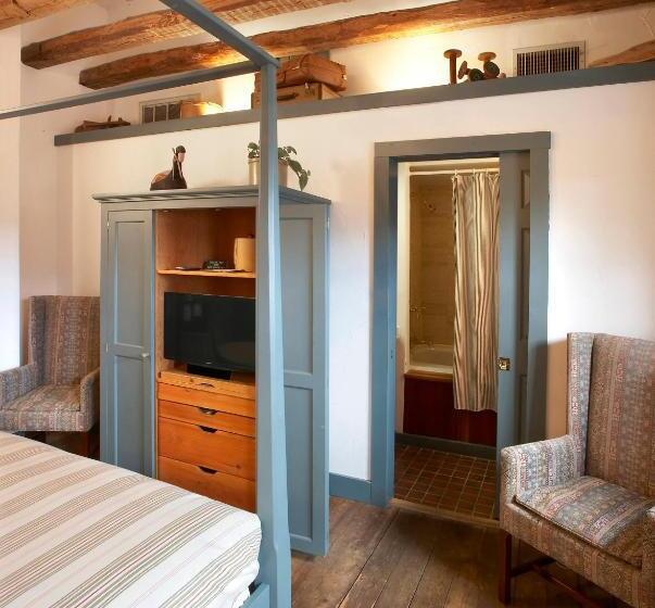 Номер Стандарт с Гидромассажем, Washington House Inn