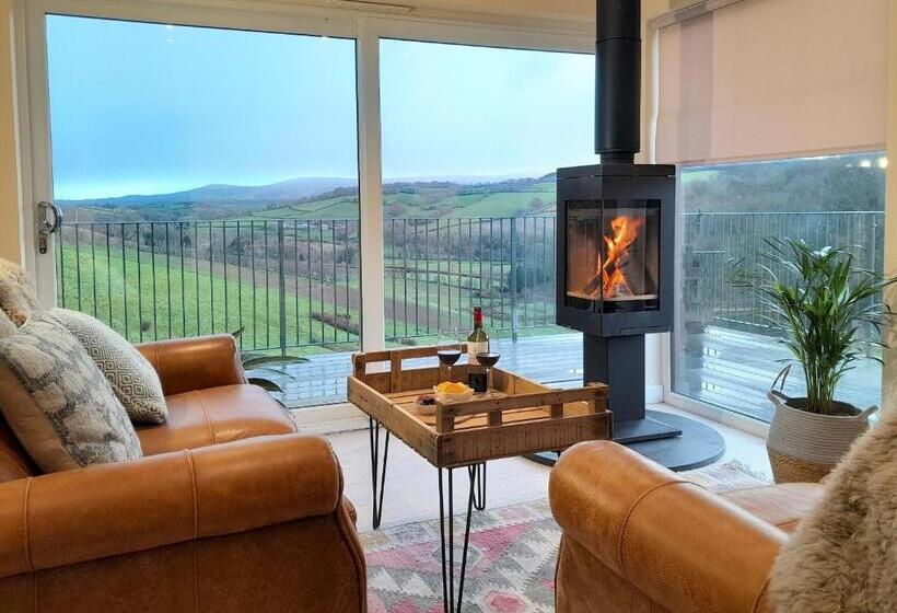 Шале 1 Спальня, Lobhill Farmhouse Bed And Breakfast And Self Catering Accommodation