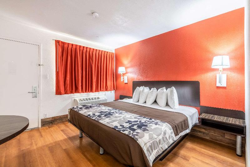 Стандартный Номер Кровать Кинг, Rodeway Inn