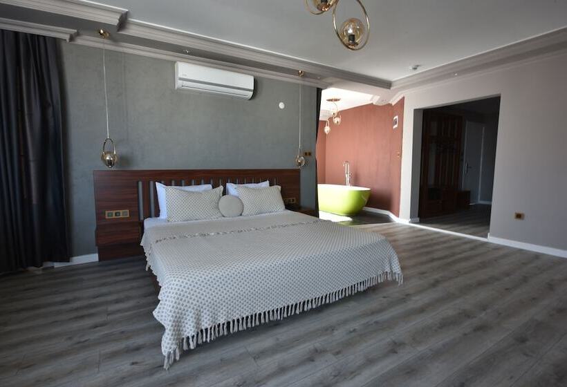 Номер Стандарт, Istanbul Airport Treekos Suite