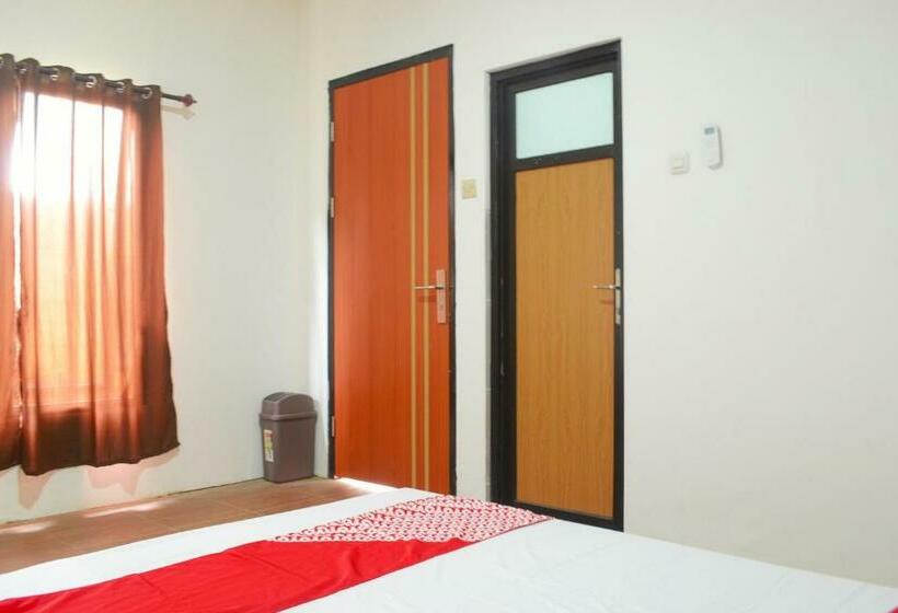 スタンダードルーム, Reddoorz Syariah Near Wisata Durensewu Pandaan